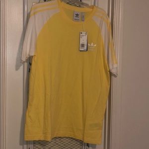 Adidas tee